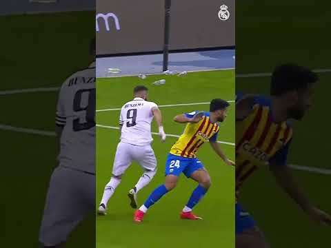 🪄 Karim Benzema is MAGIC #shorts #realmadridshorts