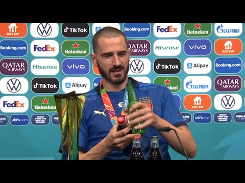 Leonardo Bonucci LOVES Coca-Cola AND Heineken