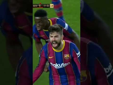 Messi Reaction on Pique Goal 😳