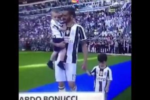 Leonardo Bonucci’s son was crying during Juventus title celebrations because he’s a Torino fan😂