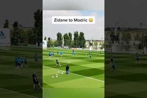 Never forget when Zinedine Zidane assisted Luka Modric (via: RealMadrid/IG) #shorts