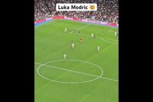 Fantastic strike from Luka Modric 🔥🔥🤯