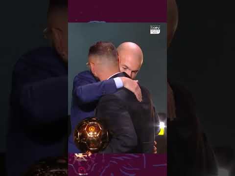 THE MOMENT 🤩👑 Karim Benzema is the 2022 #BallonDor WINNER!