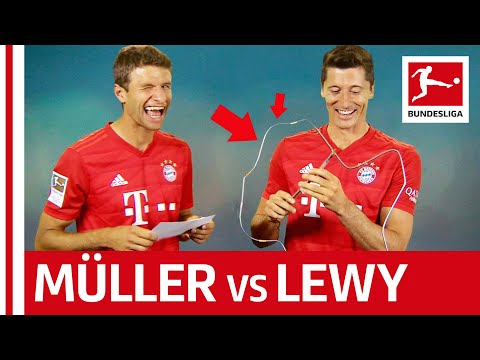 Robert Lewandowski vs. Thomas Müller – Buzz Wire Challenge