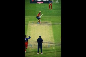 Virat Kohli’s Unbelievable Direct Hit | Top IPL Moments | #IPLOnJiostar