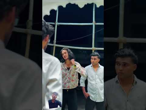 Moti chain Mota Paisa dikha do Goli mare jaisa Bina Nadi ke alag jama kaise chori chalave jaisa 😎😎